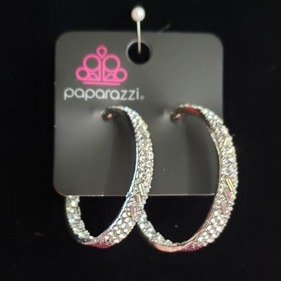 Paparazzi Earrings - Glitzy By Association White